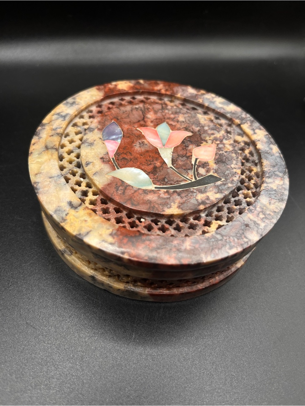 Hand Carved Soapstone Trinket Box Shell Inlay